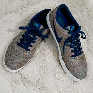 Nike SB mens check solar Size 10.5 used